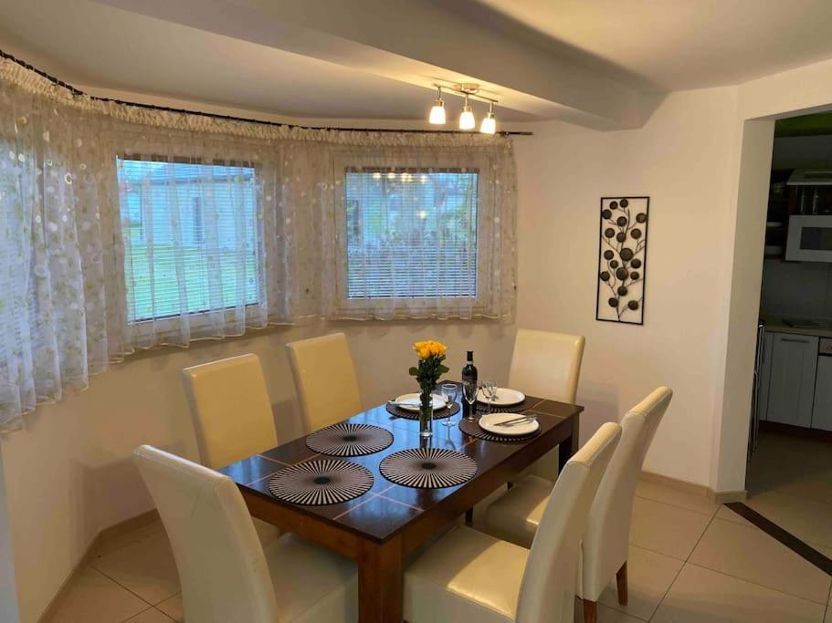4 Bedroom Family House With Access To A Hot Tub Goczałkowice-Zdrój 외부 사진